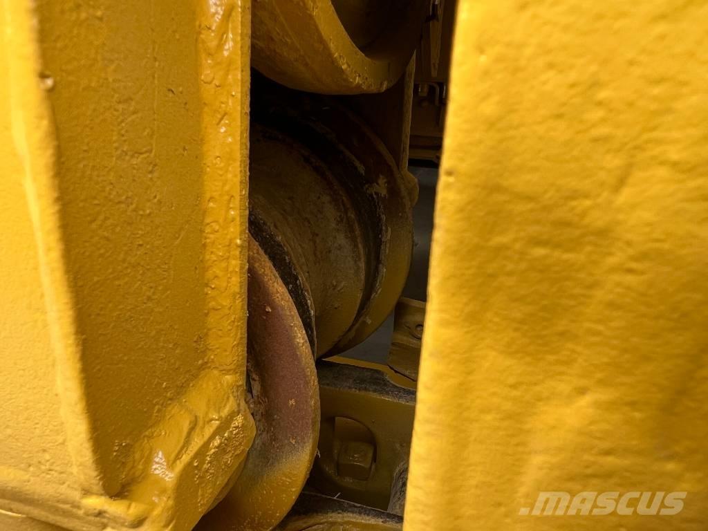 CAT D6H XL Vikšriniai buldozeriai