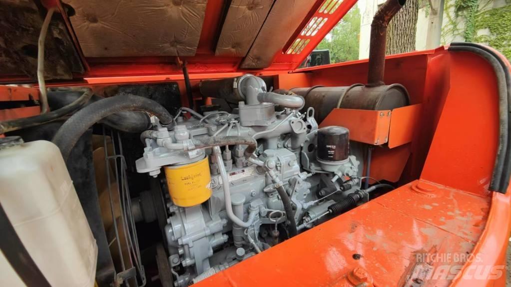 Hitachi ZX 60 Mini ekskavatoriai < 7 t