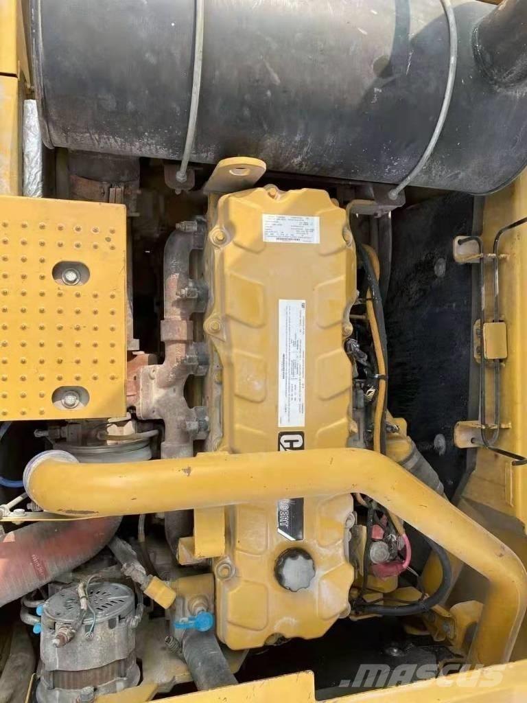 CAT 336 D Vikšriniai ekskavatoriai