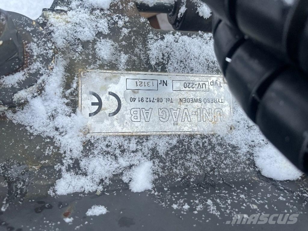 Uni-väg UV-220 Sniego valytuvai