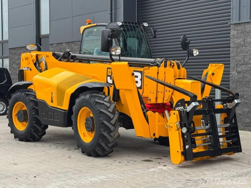 JCB 540-170 Teleskopiniai krautuvai