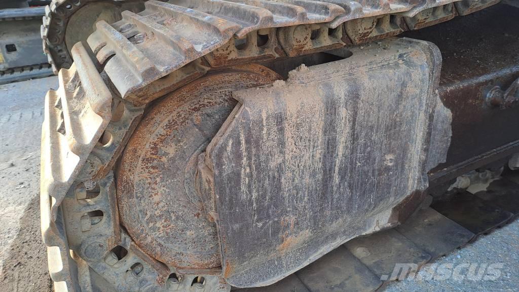 CASE CX 300 E Vikšriniai ekskavatoriai