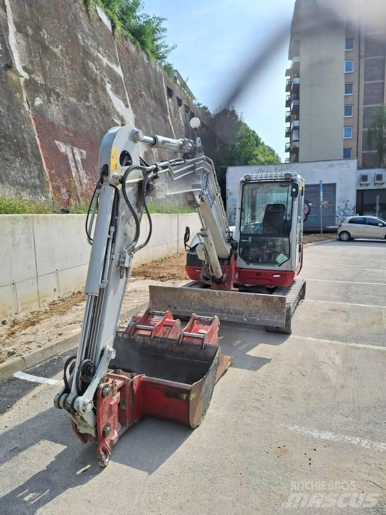 Takeuchi TB 370 Vidutinės galios ekskavatoriai 7-12 t