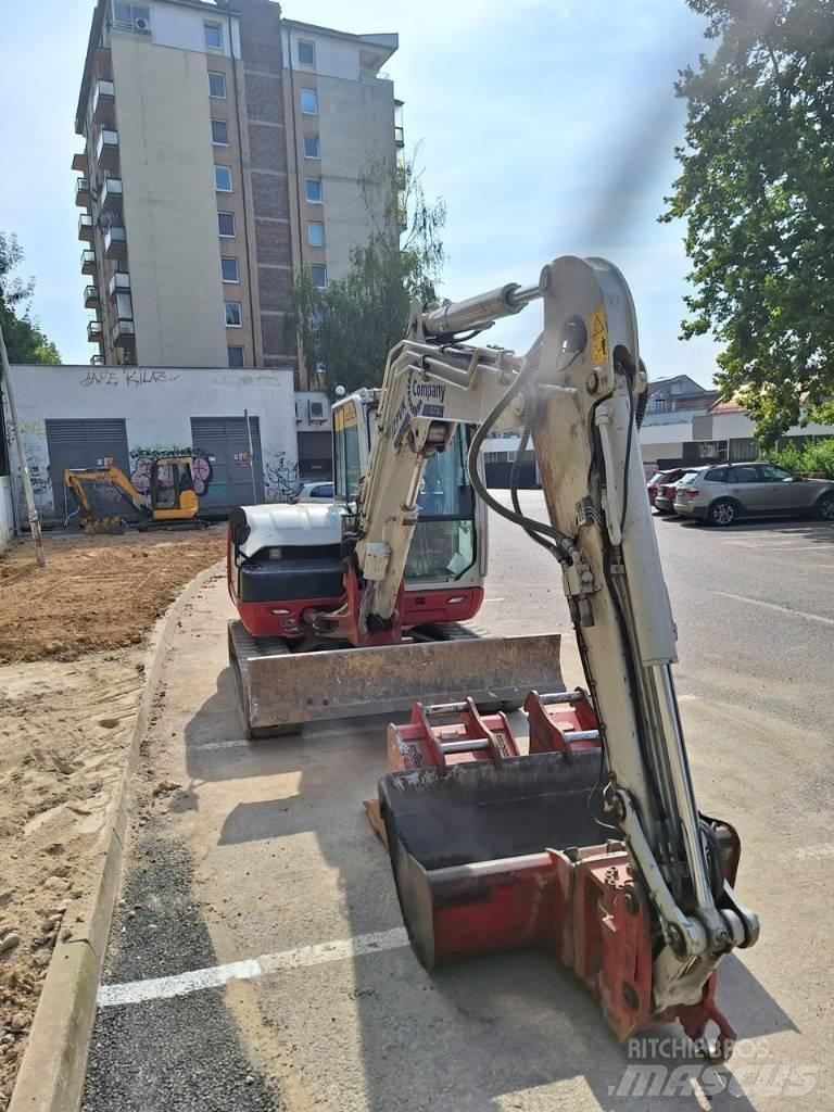 Takeuchi TB 370 Vidutinės galios ekskavatoriai 7-12 t