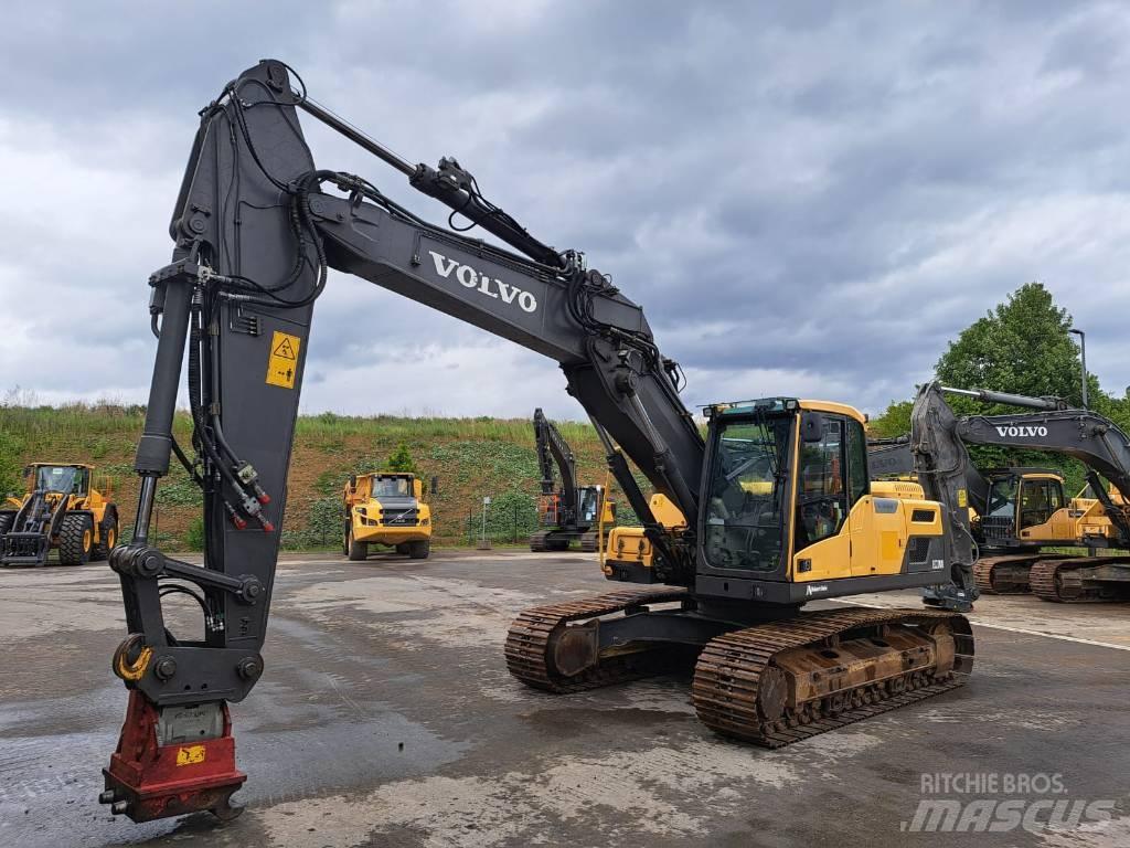 Volvo EC 220 DL Vikšriniai ekskavatoriai