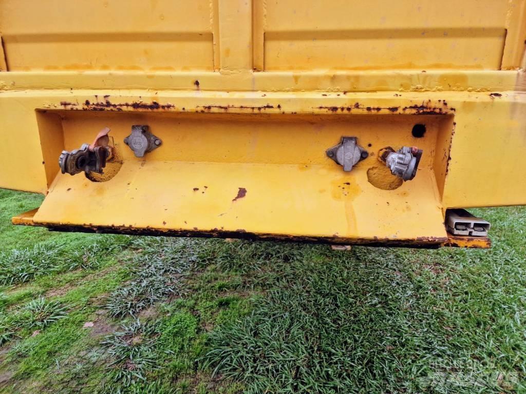 Fruehauf 1 Autovežių puspriekabės