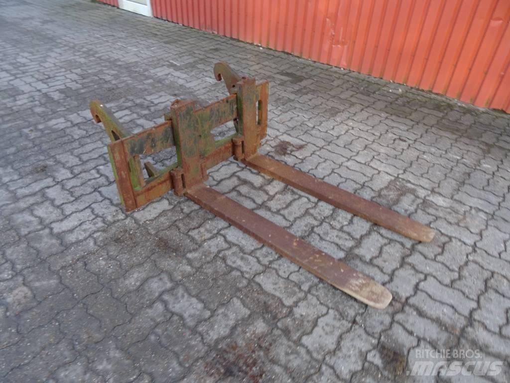 Volvo Pallegafler Šakės