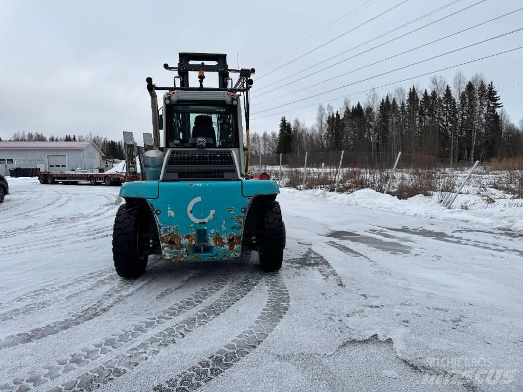 SMV 10-600C Dyzeliniai krautuvai