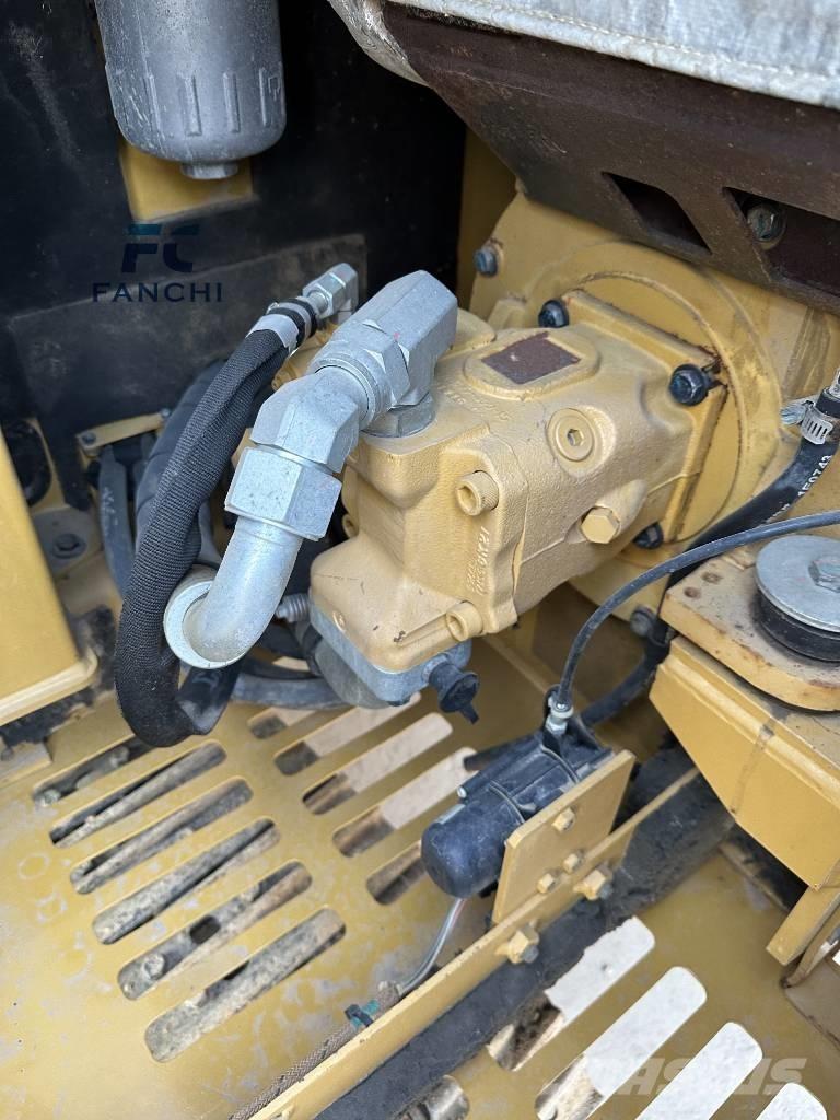 CAT 305.5 E2 Mini ekskavatoriai < 7 t