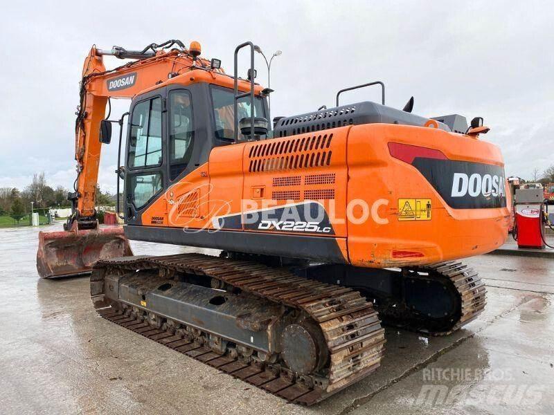 Doosan DX 225 LC Vikšriniai ekskavatoriai