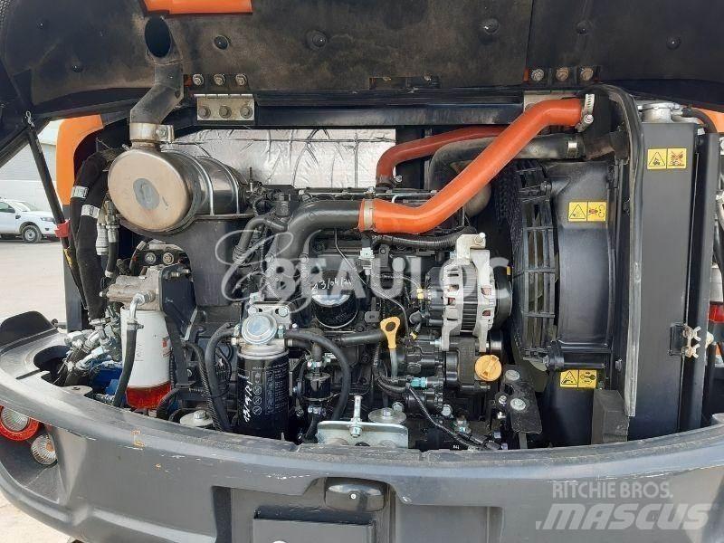 Doosan DX 57 W Ratiniai ekskavatoriai