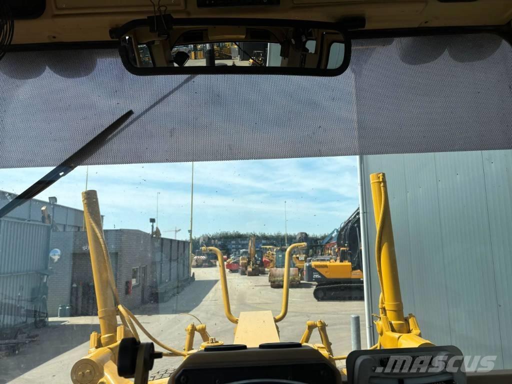 CAT 140H Greideriai