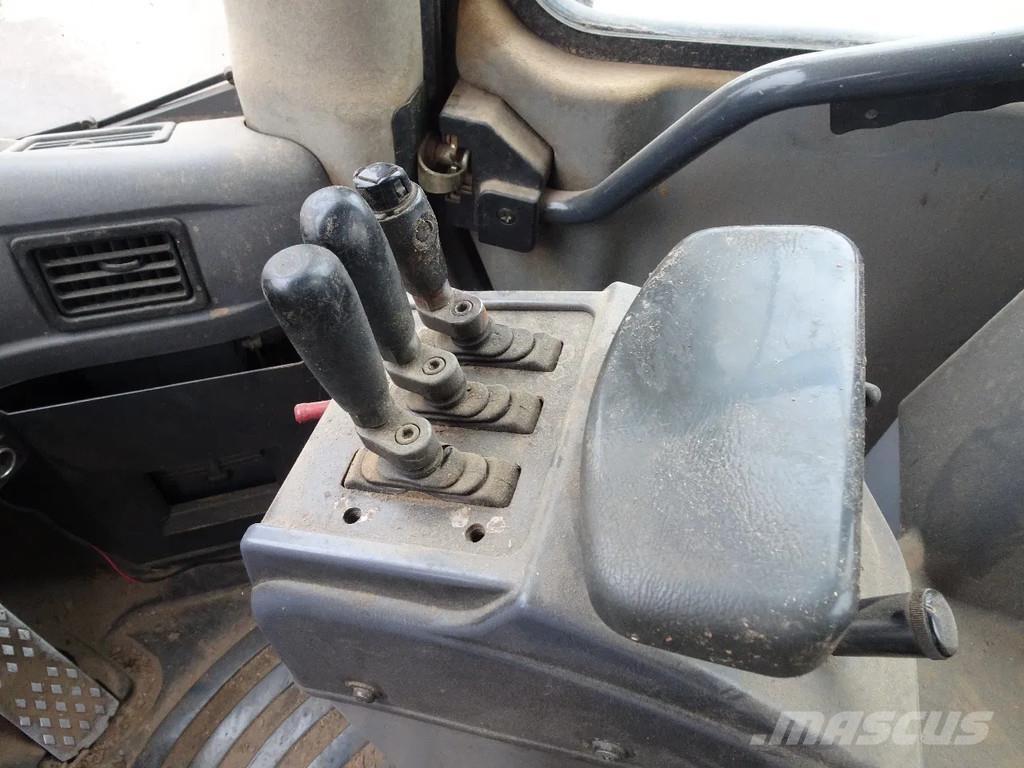 Komatsu WA380-5H Naudoti ratiniai krautuvai