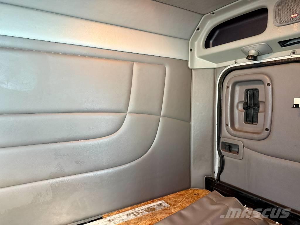 Peterbilt 367 Naudoti vilkikai