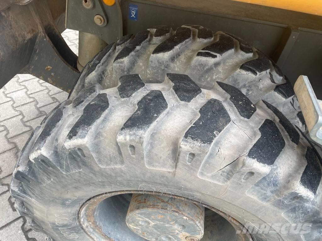 Liebherr A 918 Ratiniai ekskavatoriai