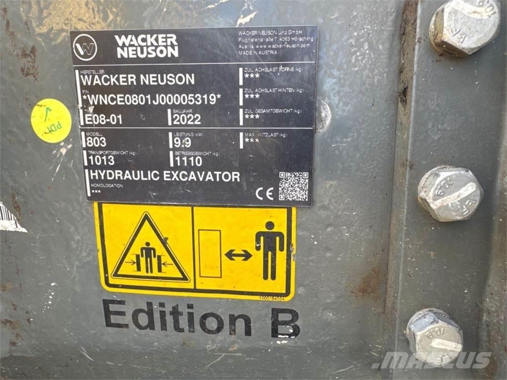 Wacker Neuson 803 Vikšriniai ekskavatoriai