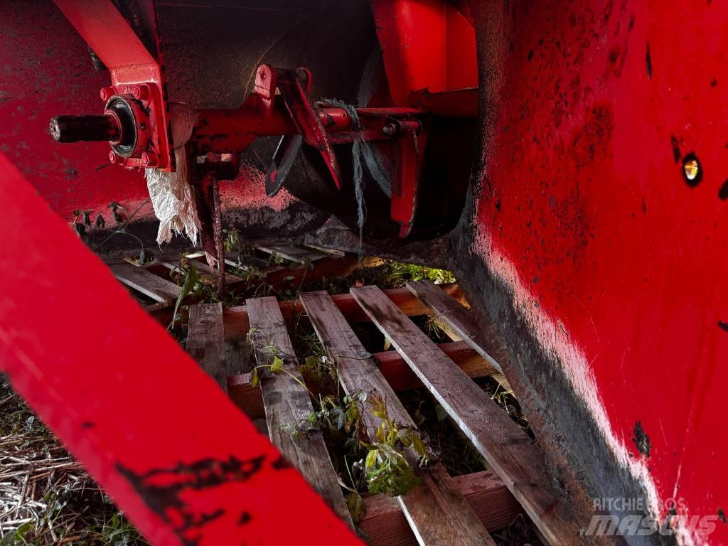 Kuhn VBP 2160 Ritinių presai