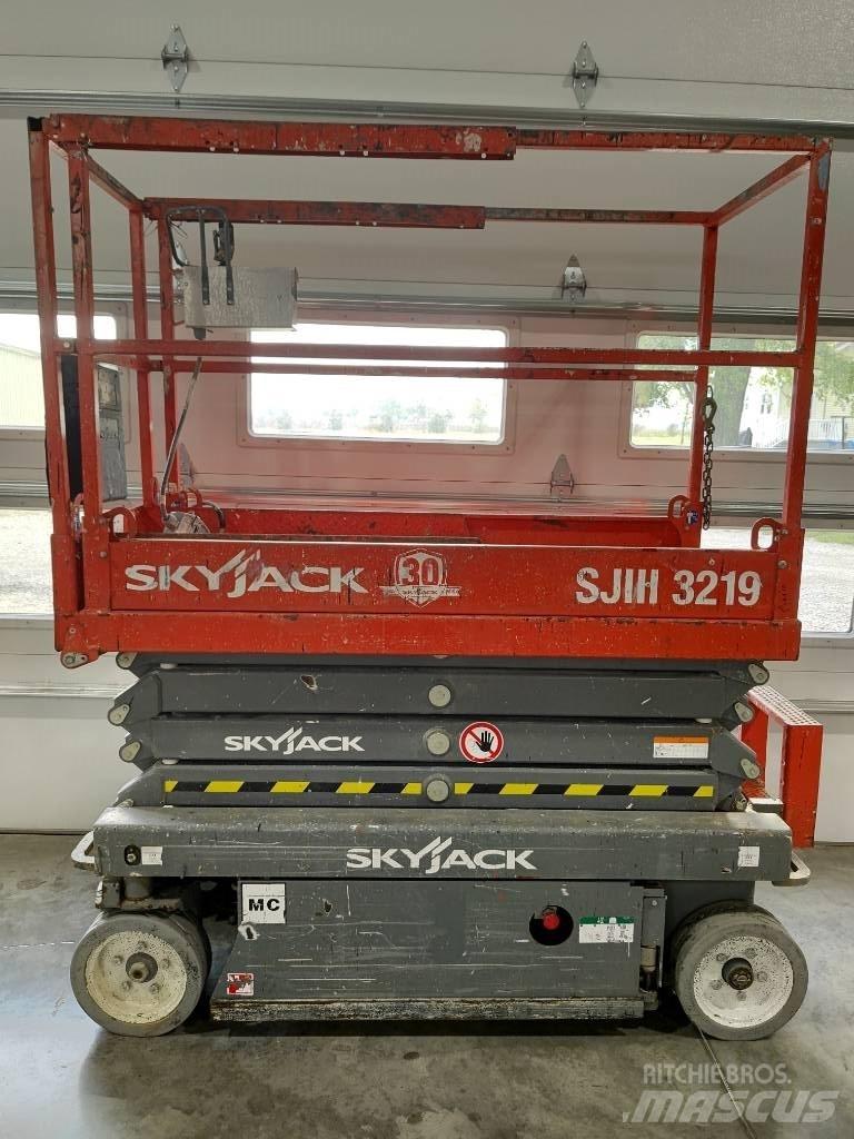 SkyJack SJ III 3219 Žirkliniai keltuvai