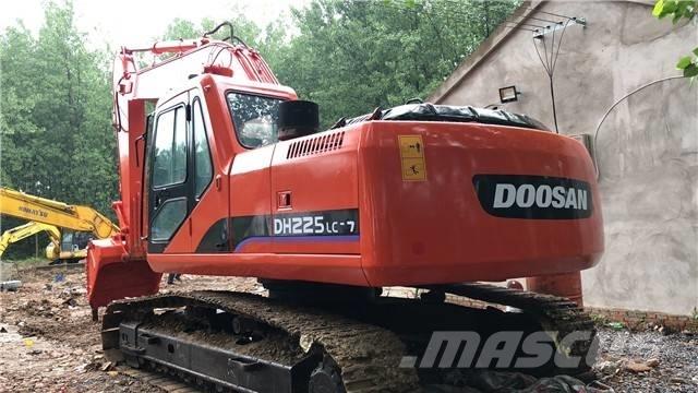 Doosan DH225LC-7 Vikšriniai ekskavatoriai