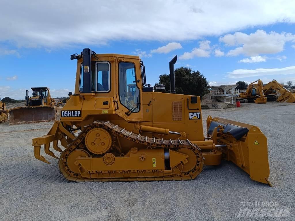 CAT D5H Vikšriniai buldozeriai