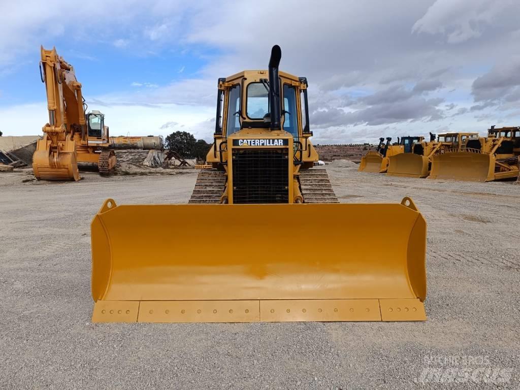 CAT D5H Vikšriniai buldozeriai