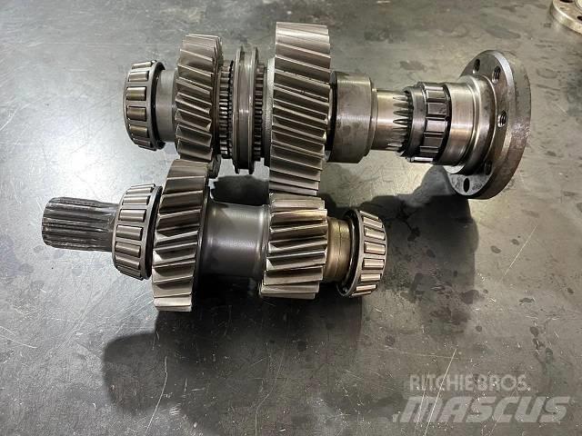 Fendt 500 PTO GEARS Transmisijos