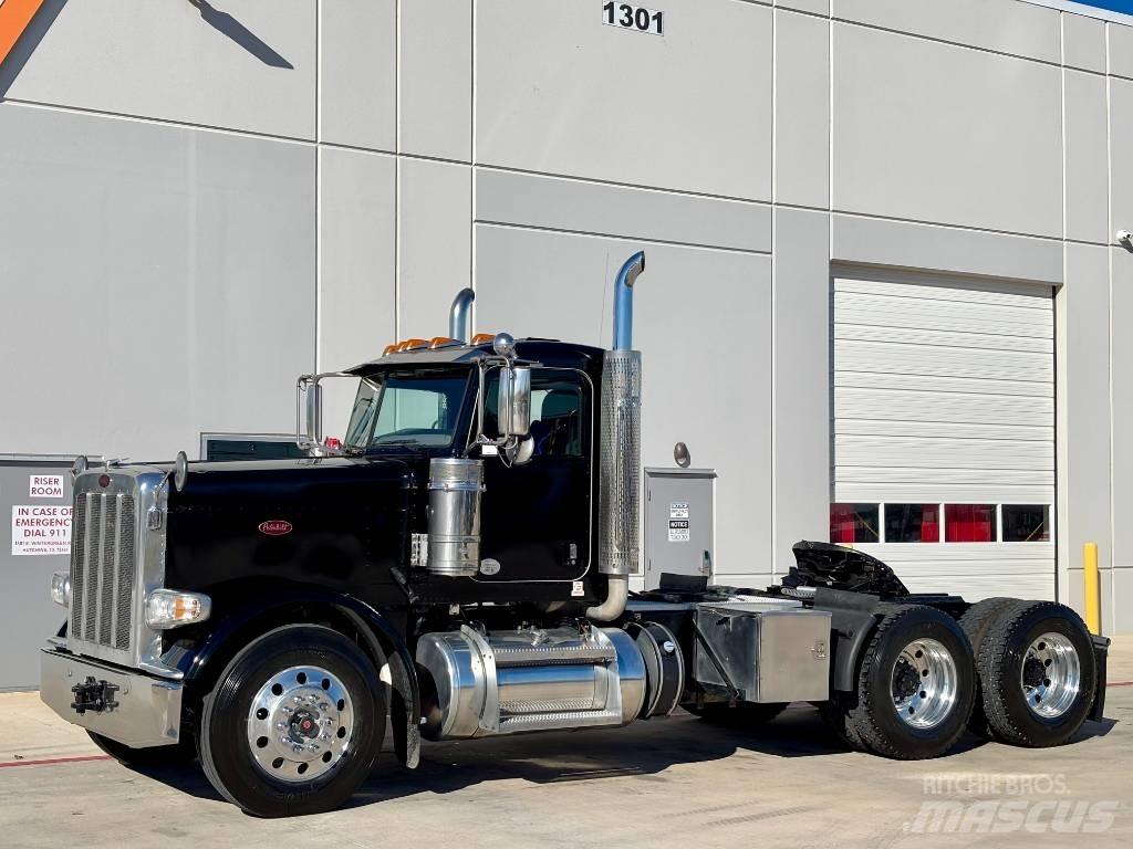 Peterbilt 389 Naudoti vilkikai