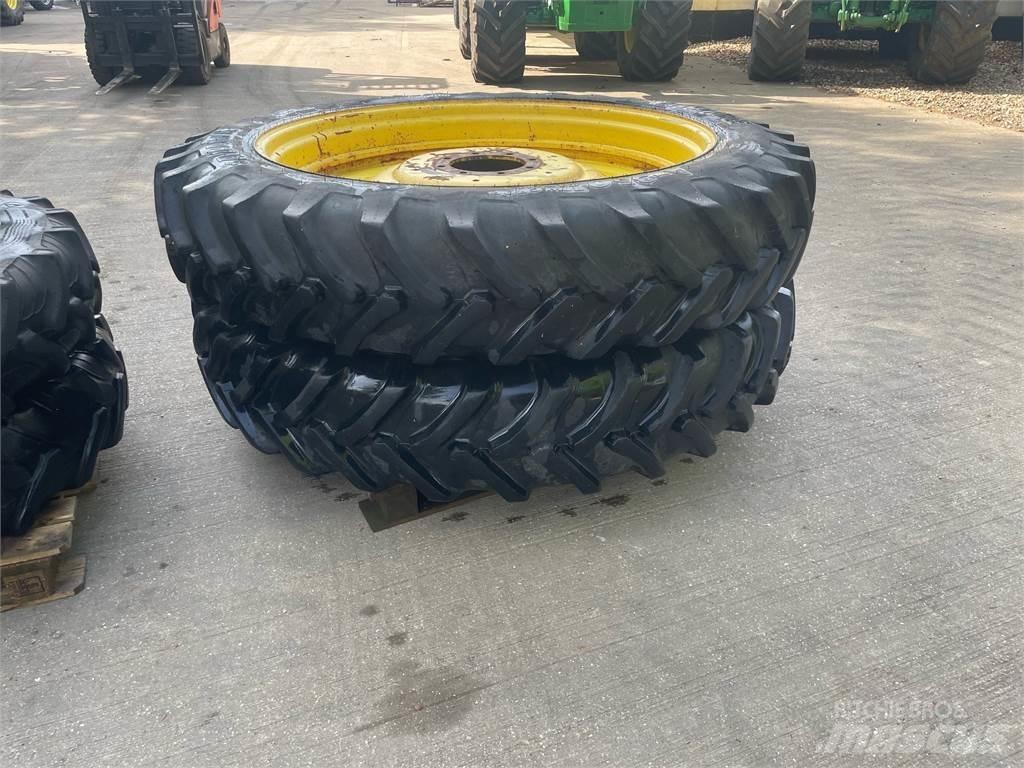  340/85R48 Padangos, ratai ir ratlankiai