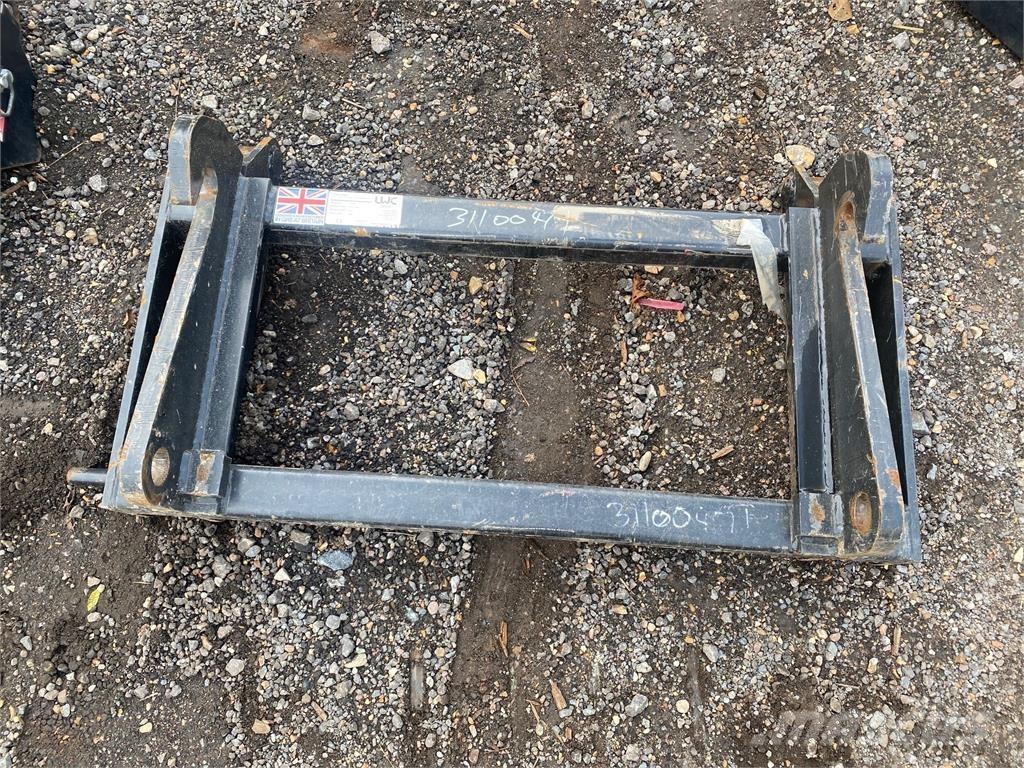  ADAPTOR PLATE Teleskopiniai krautuvai žemės ūkiui