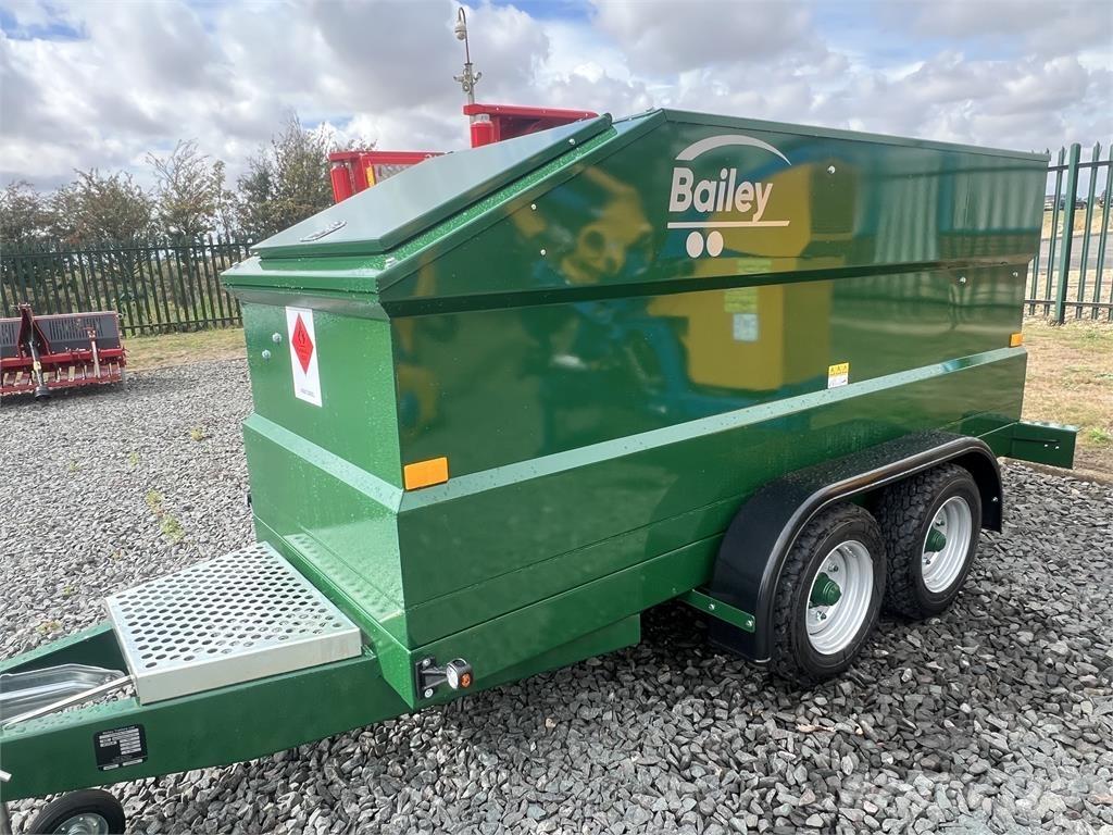 Bailey 2000L Mėšlo barstytuvai