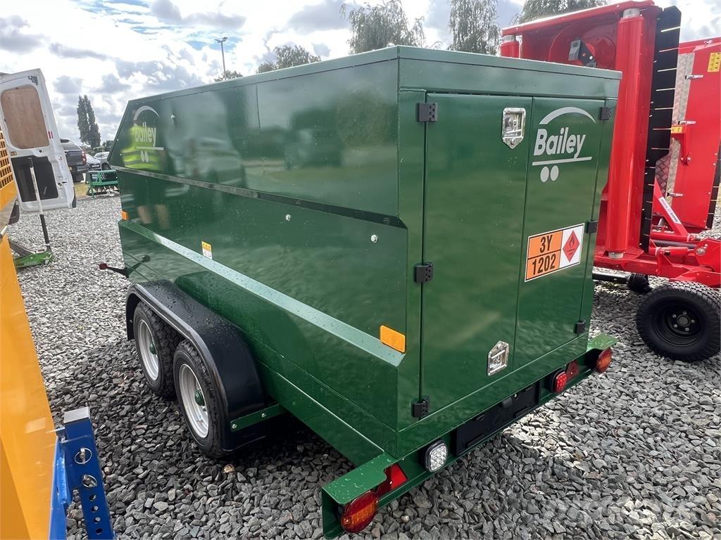 Bailey 2000L Mėšlo barstytuvai