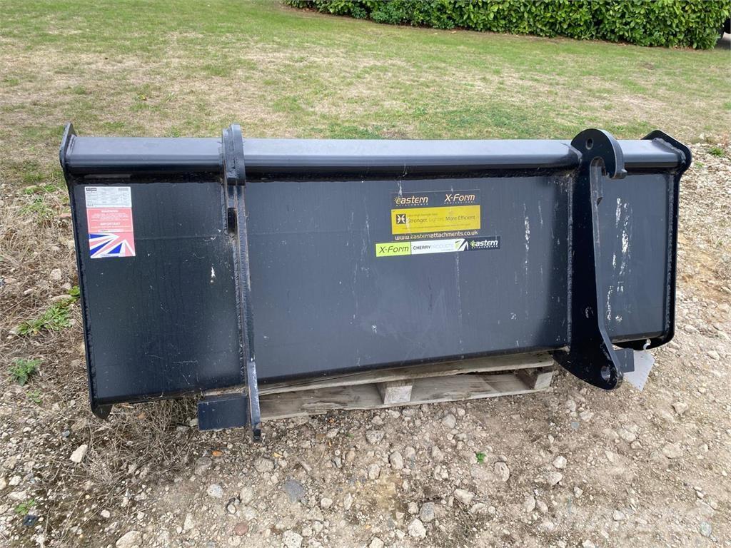 Cherry BK10-60 Teleskopiniai krautuvai žemės ūkiui