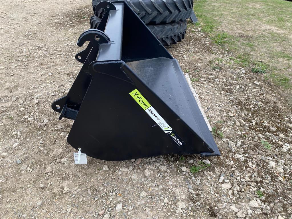 Cherry BK10-60 Teleskopiniai krautuvai žemės ūkiui