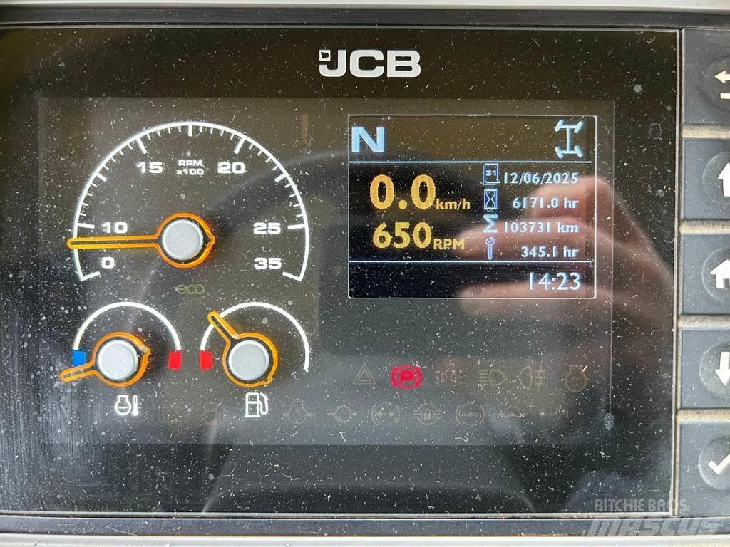 JCB 4220 Traktoriai