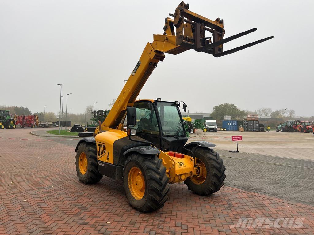 JCB 530-70 Teleskopiniai krautuvai žemės ūkiui