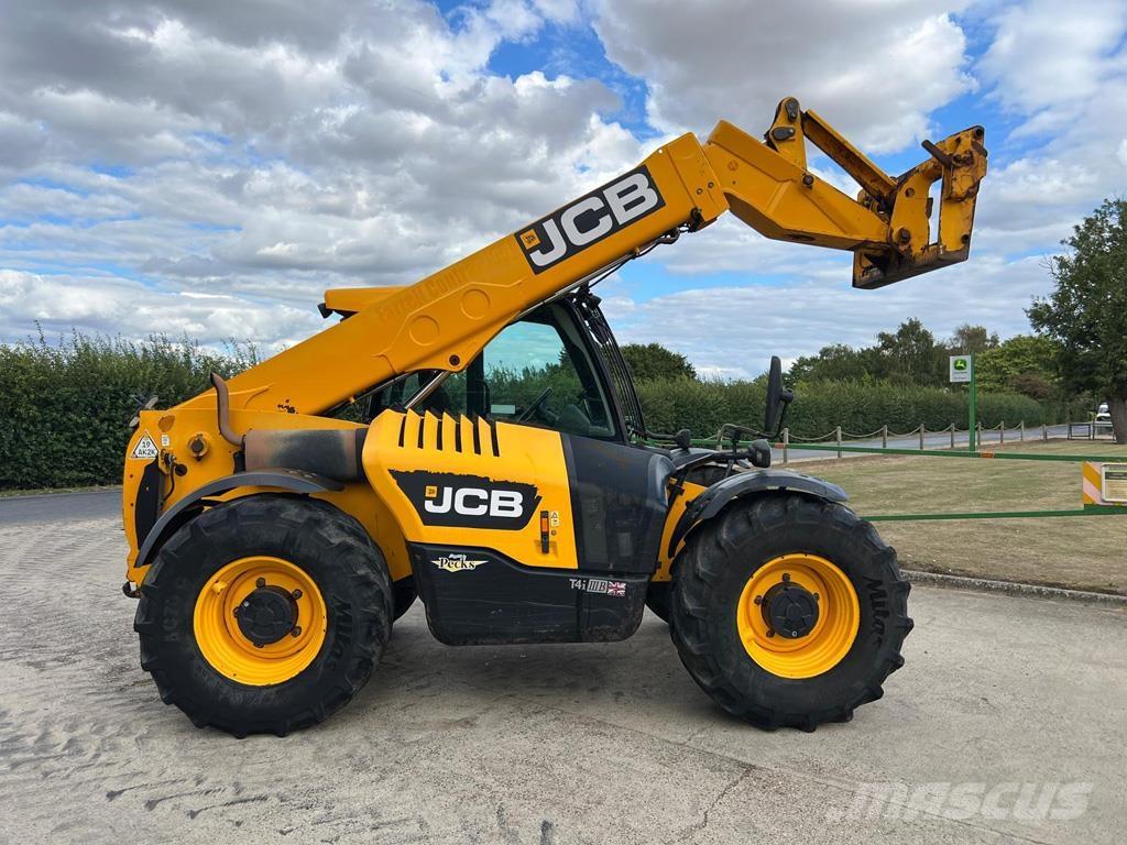 JCB 541-70 Teleskopiniai krautuvai žemės ūkiui