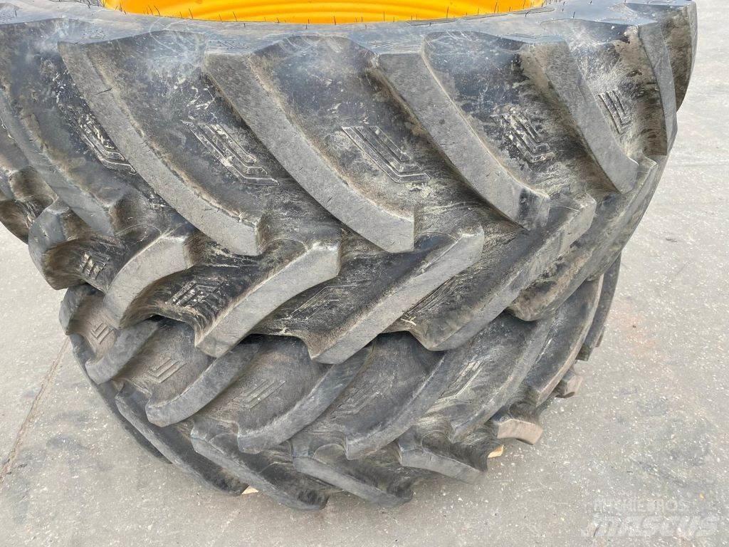 JCB WHEELS Padangos, ratai ir ratlankiai