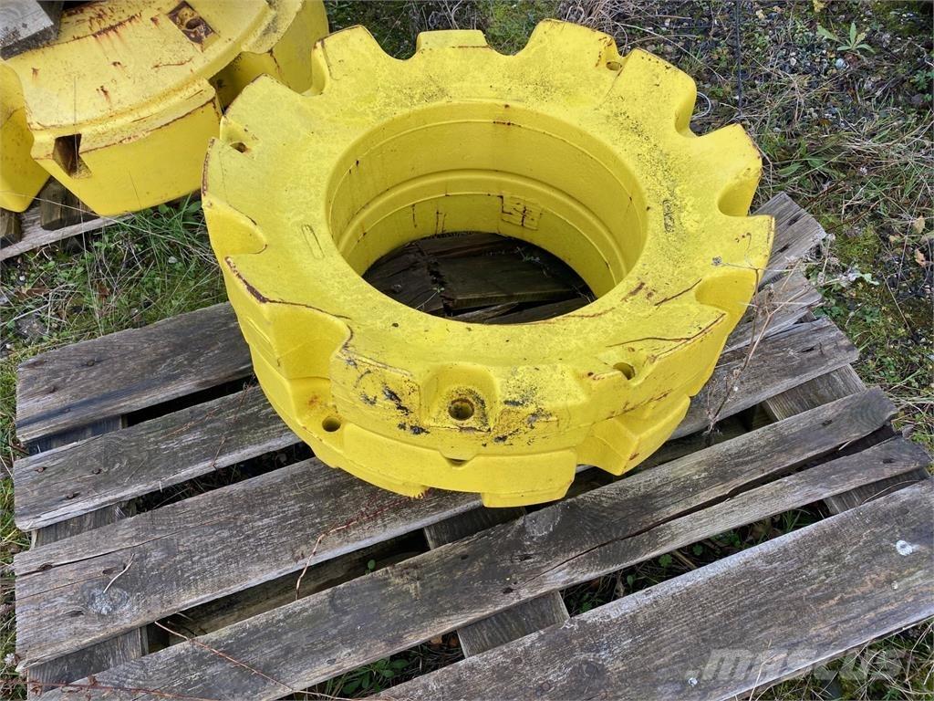John Deere 205KG Padangos, ratai ir ratlankiai