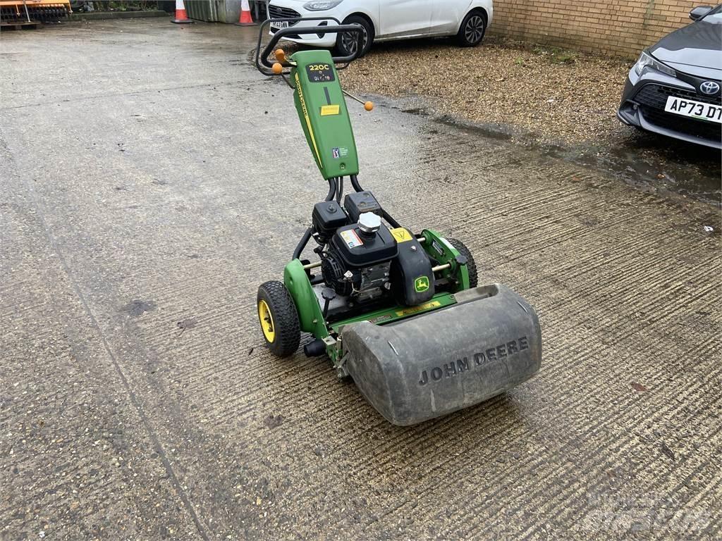 John Deere 220C Žemės ūkis - Kita