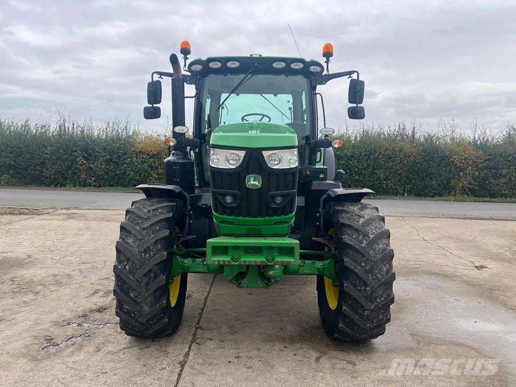 John Deere 6135R Traktoriai