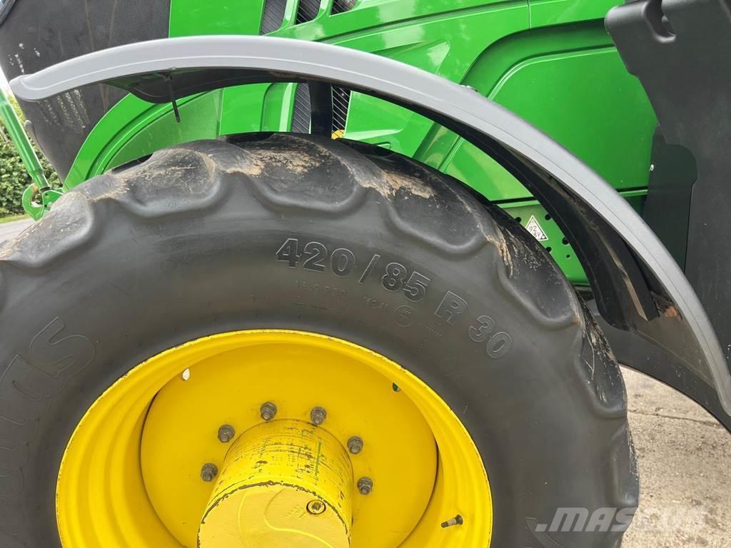 John Deere 6175R Traktoriai