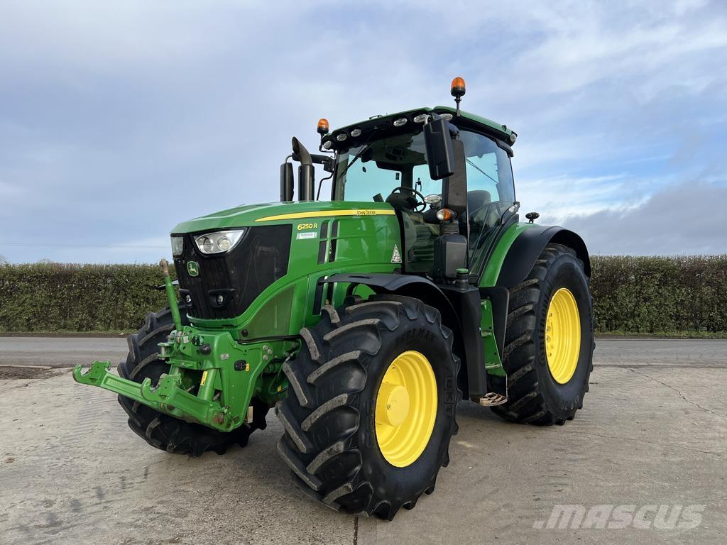 John Deere 6250R Traktoriai