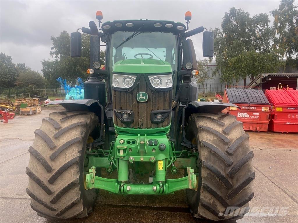John Deere 6250R Traktoriai