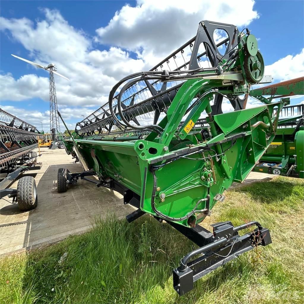 John Deere 635PF Derliaus nuėmimo kombainai