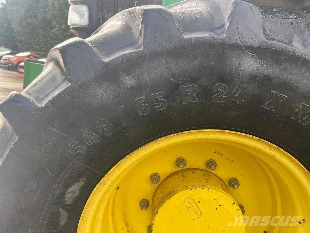 John Deere 6620 Traktoriai