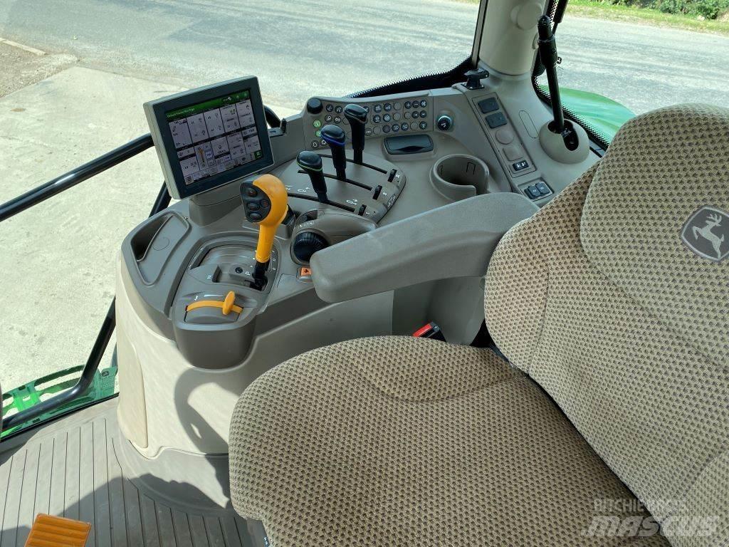 John Deere 6R120 Traktoriai