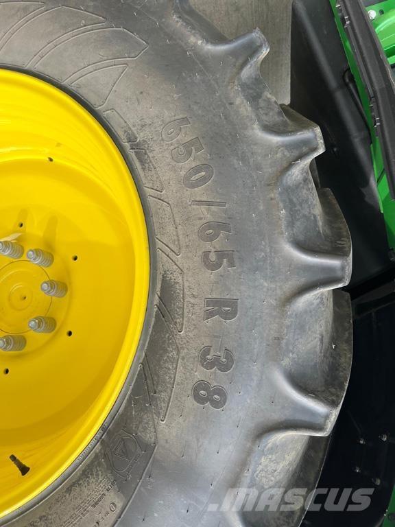 John Deere 6R185 Traktoriai
