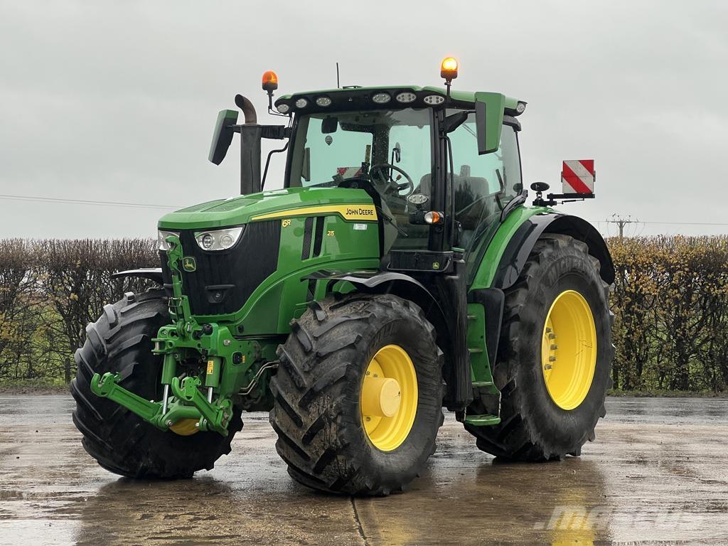 John Deere 6R215 Traktoriai