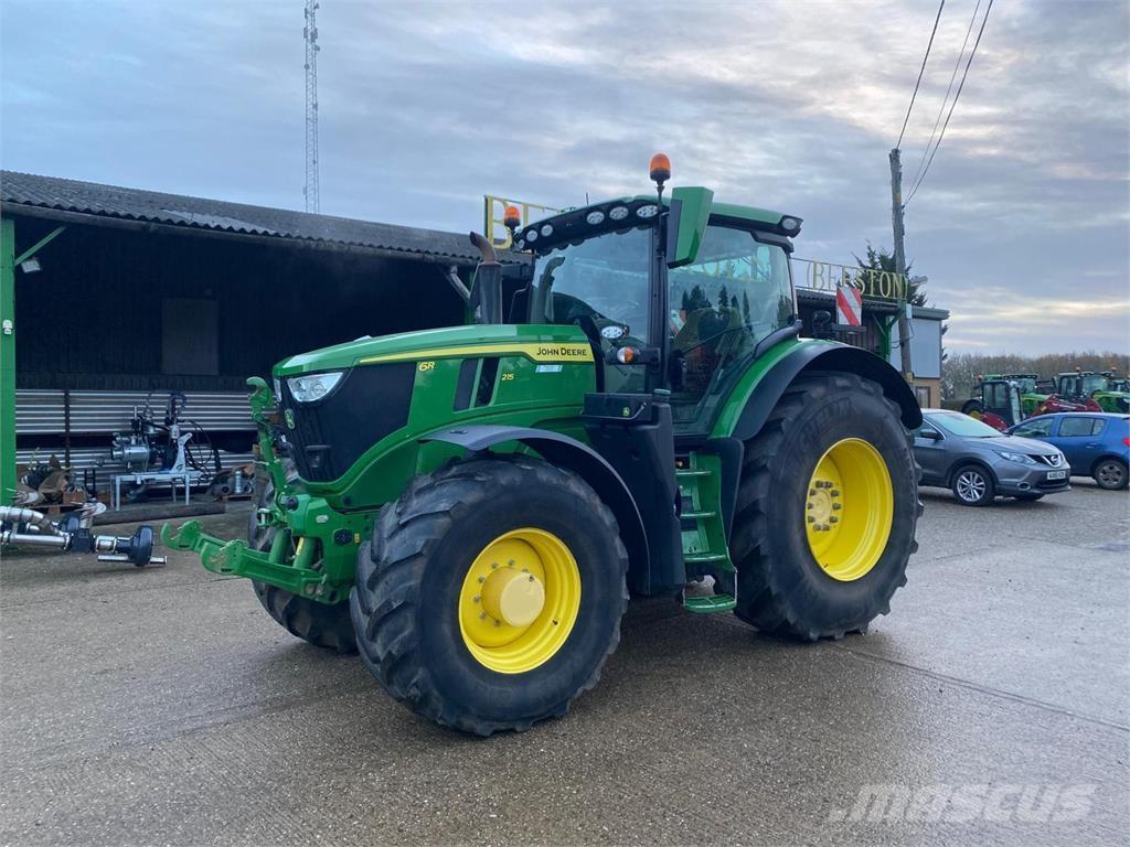 John Deere 6R215 Traktoriai