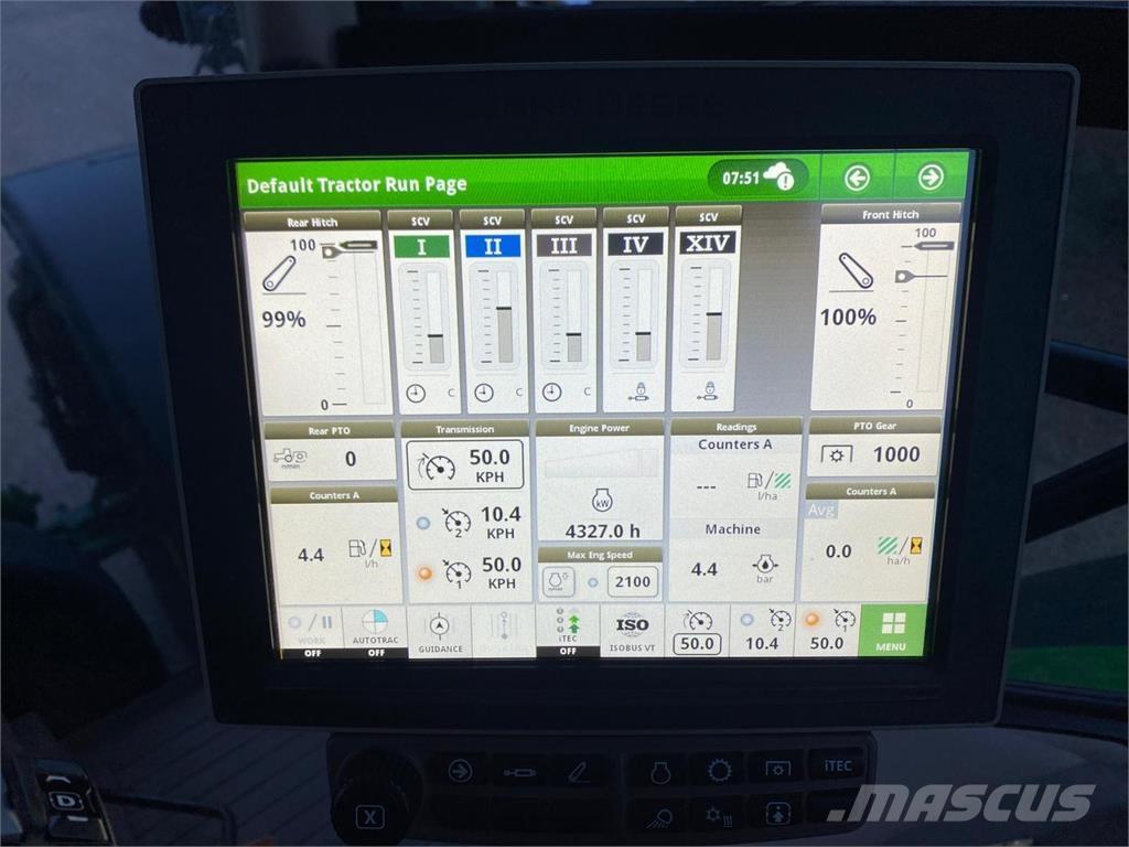 John Deere 6R215 Traktoriai